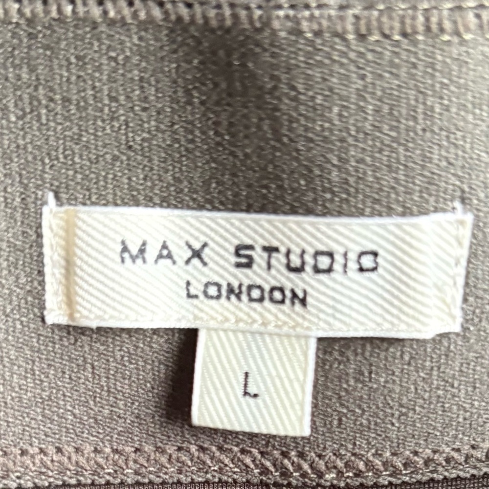 Olive Green Skirt with Pockets - Picture 5 of 5